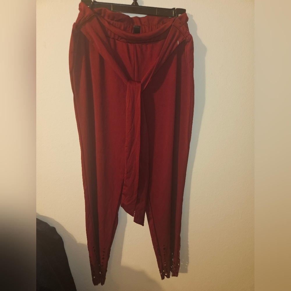 Shein Juniors Red Elastic Waist Pants With Cutouts Size Xl (12)
